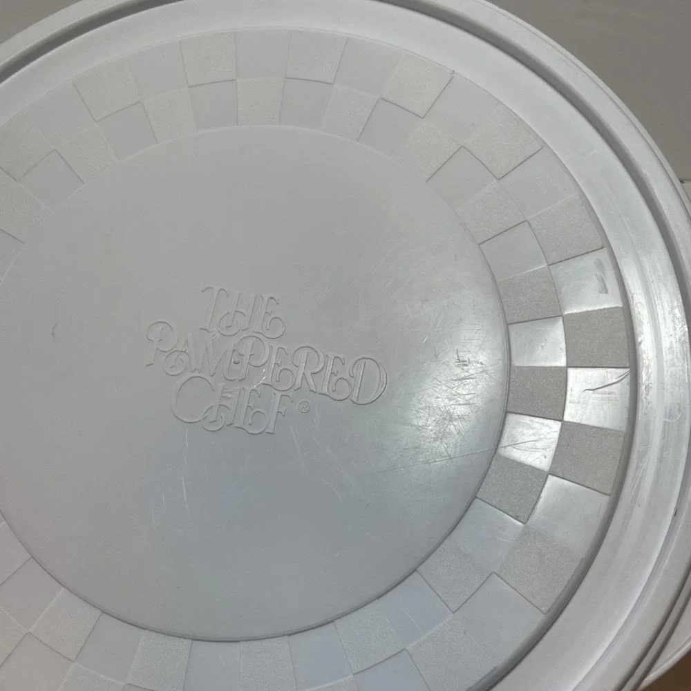 Genuine Pampered Chef Replacement Bowl Lid ONLY 9.5